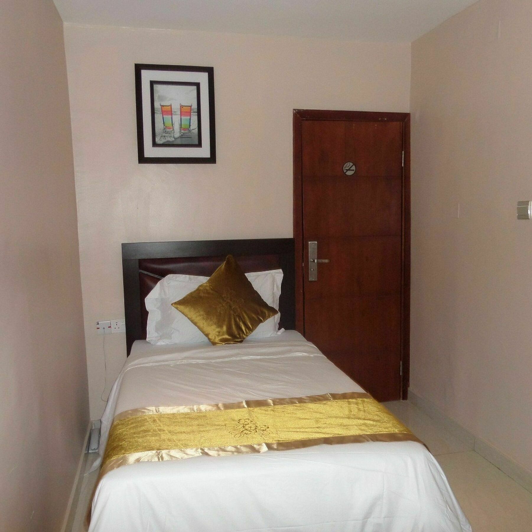 Rightgate Hotel Lagos Exterior photo