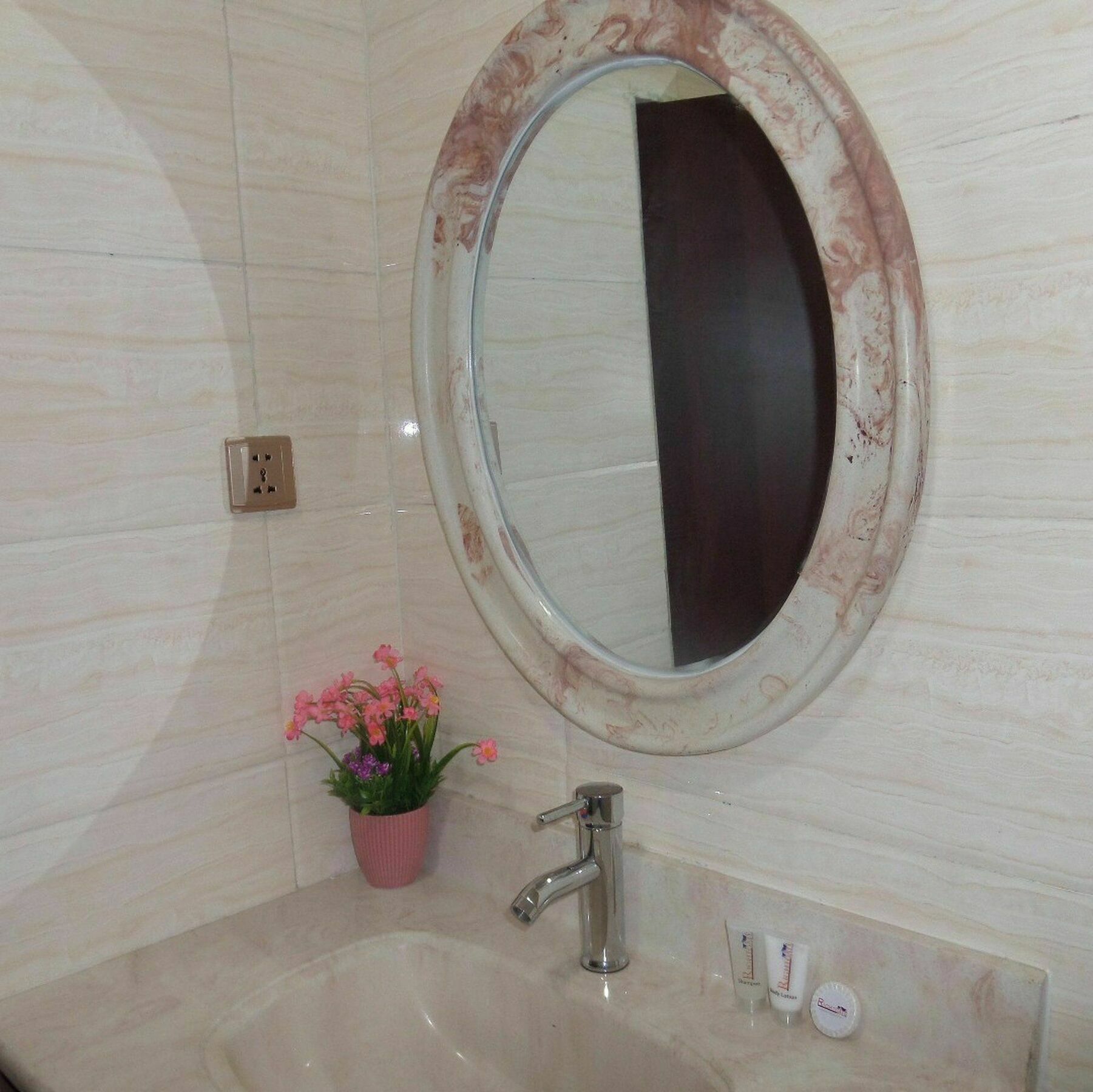 Rightgate Hotel Lagos Exterior photo